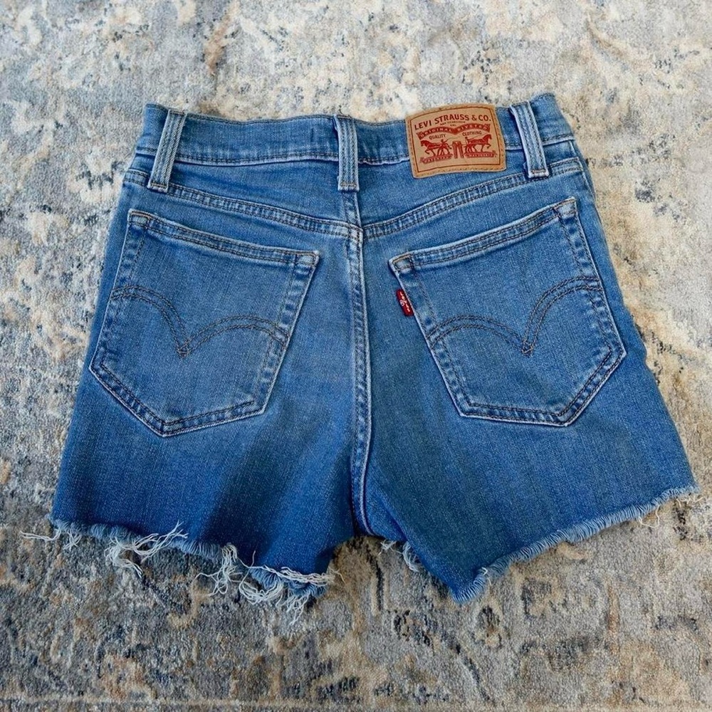 Levi's Women's Shorts